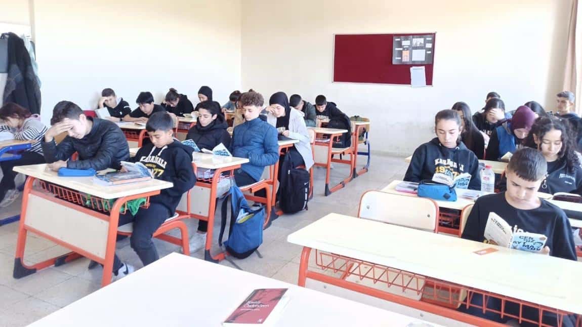 “Adana Okuyor” Projesi Kapsamında Kitap Okuma Saatlerimiz Devam Ediyor